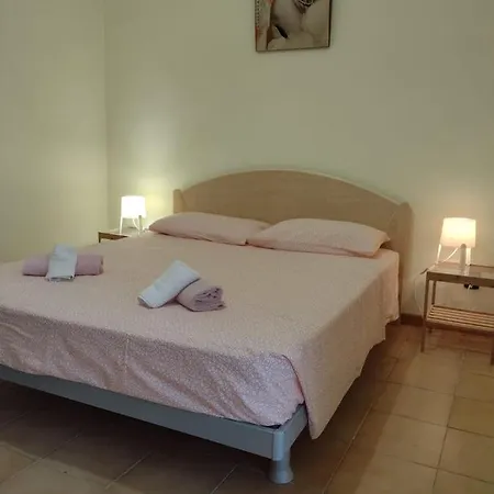 Bed & Breakfast L'incanto Di Maja 3*